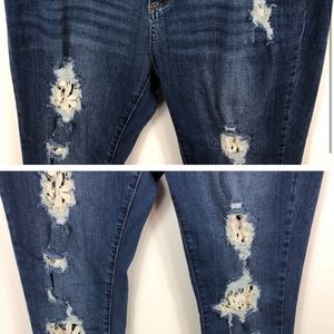 Judy Blue Lace Distressed Skinny Fit Jeans